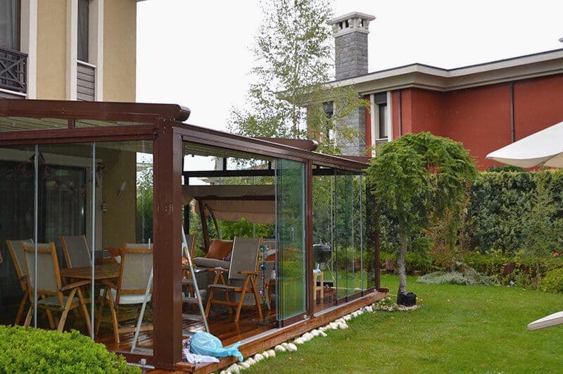 Bahçe Kış Bahçesi — Pergole + cam kapama